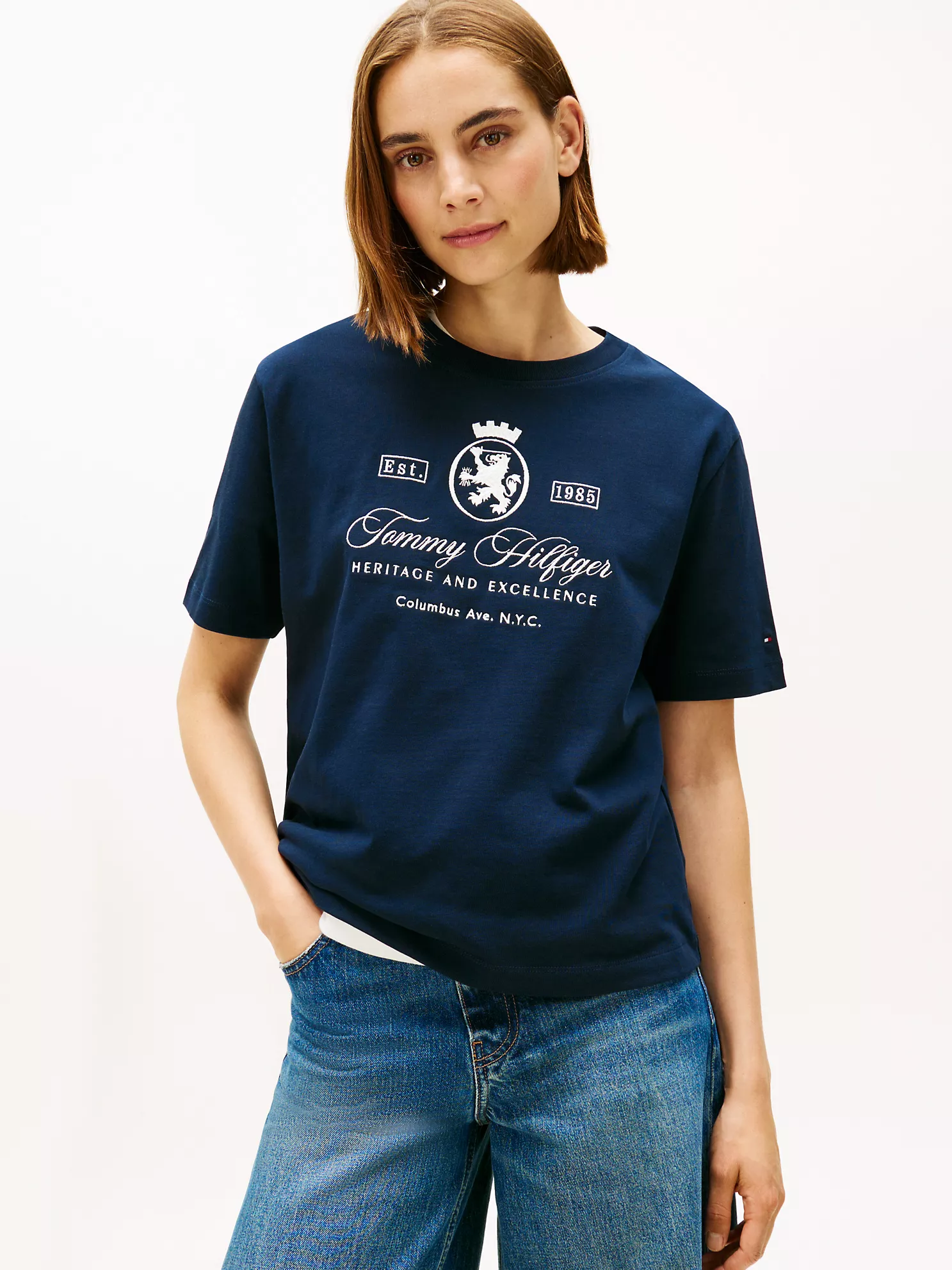 WW46118_C1G_main Embroidered Script Crest Logo T-Shirt-Dark Blue - Image 1