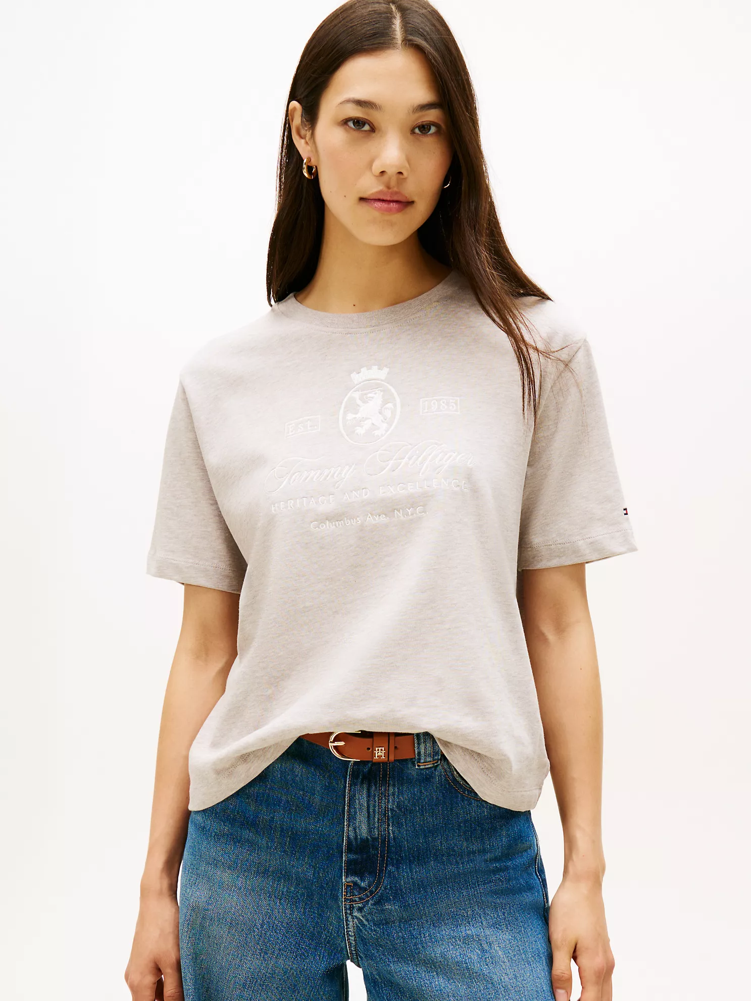 WW46118_H01_main Embroidered Script Crest Logo T-Shirt-Heathered Pebble - Image 1