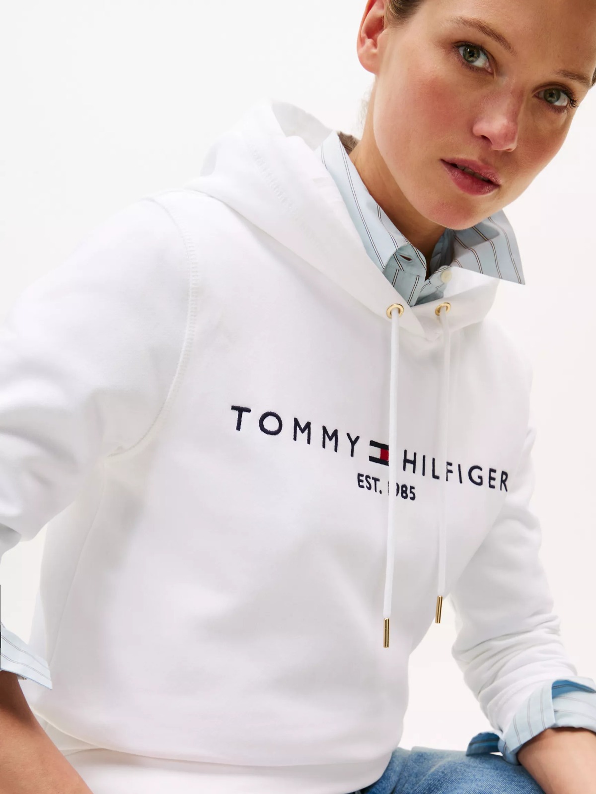 WhatsApp Image 2025-10-06 at 4.00.43 PM (1) Embroidered Tommy Logo Hoodie-Optic White - Image 2