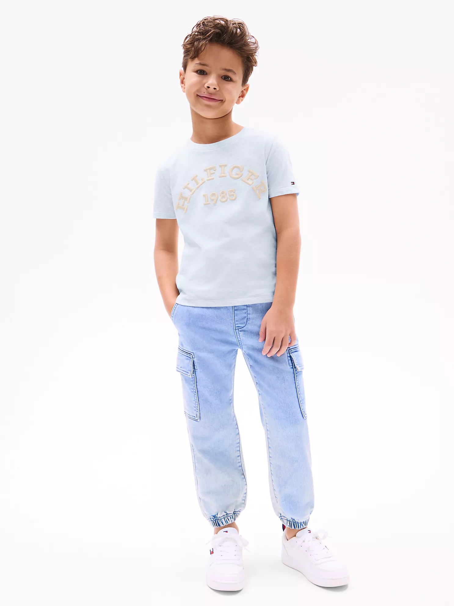 XB01164_DS9_BCK Kids' 1985 Monotype Arch Logo T-Shirt-Breezy Blue Heather - Image 3
