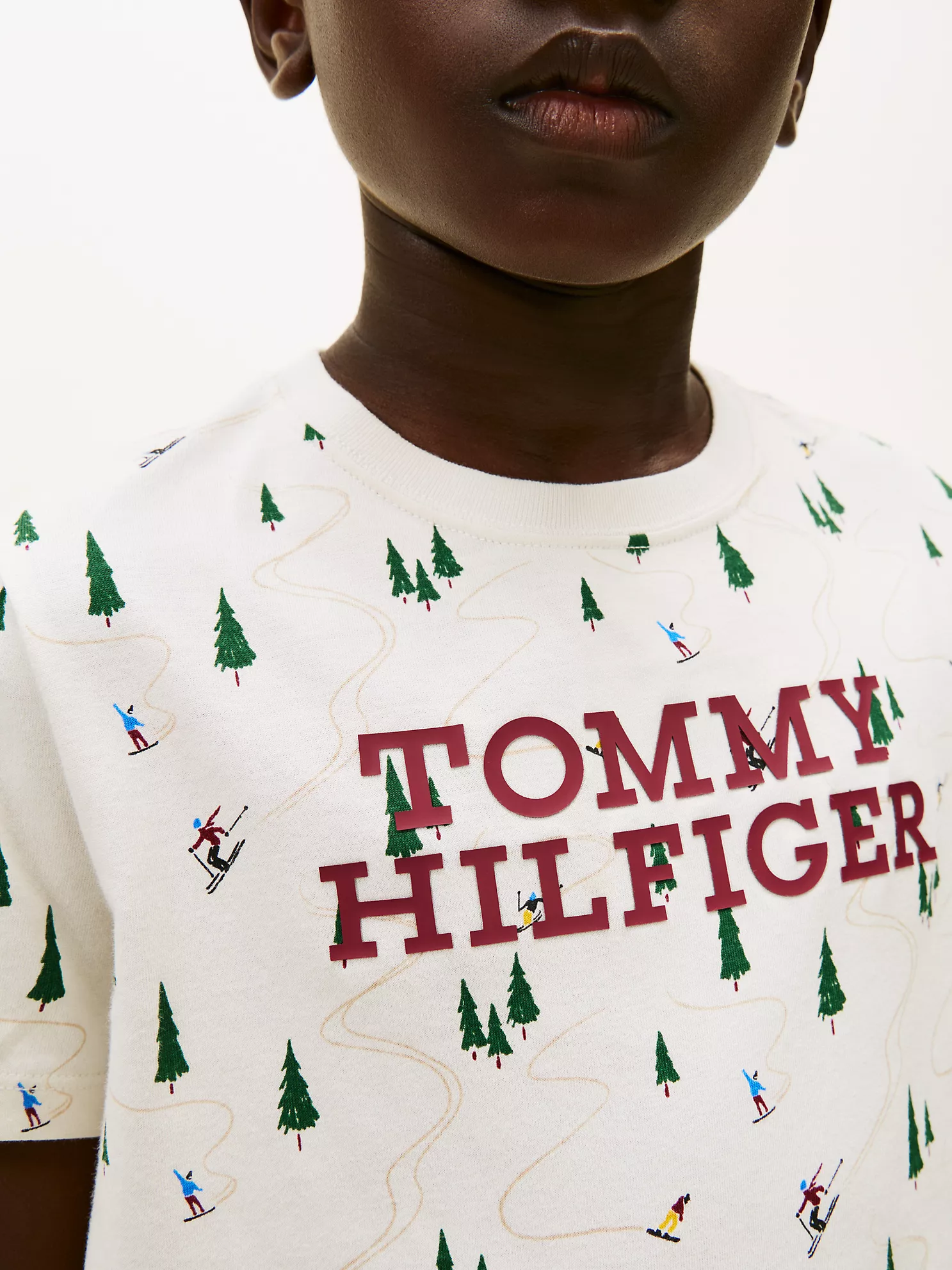 XB01841_YBI_alternate1 Kids' Tommy Flag Logo T-Shirt-Ivory - Image 4