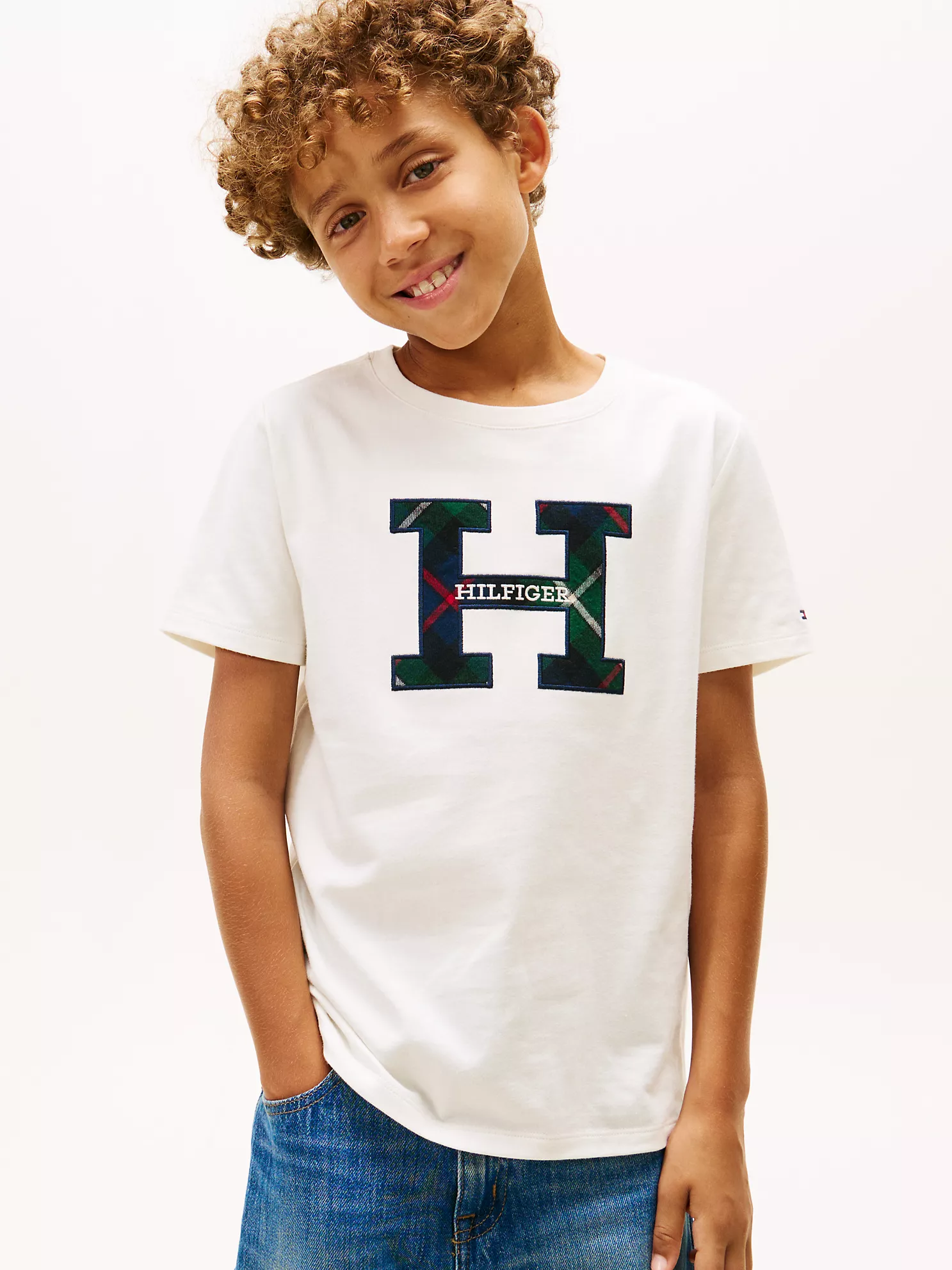 XB01846_YBI_main Kids' Hilfiger Crest Logo T-Shirt-Ivory - Image 1