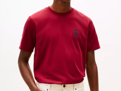 Smooth Cotton Interlock Crest T-Shirt-Rouge