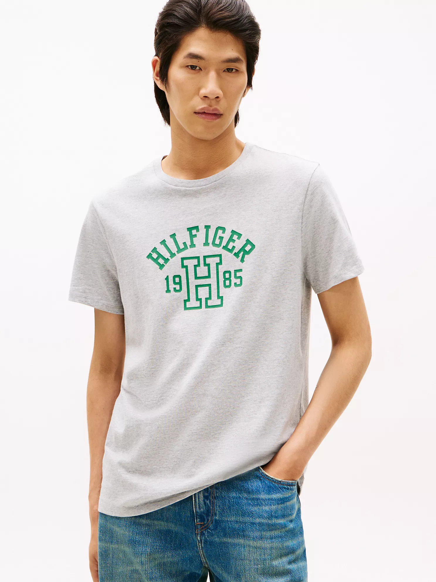 XM06438_P61_main Hilfiger 1985 Logo T-Shirt-Grey Heather - Image 1