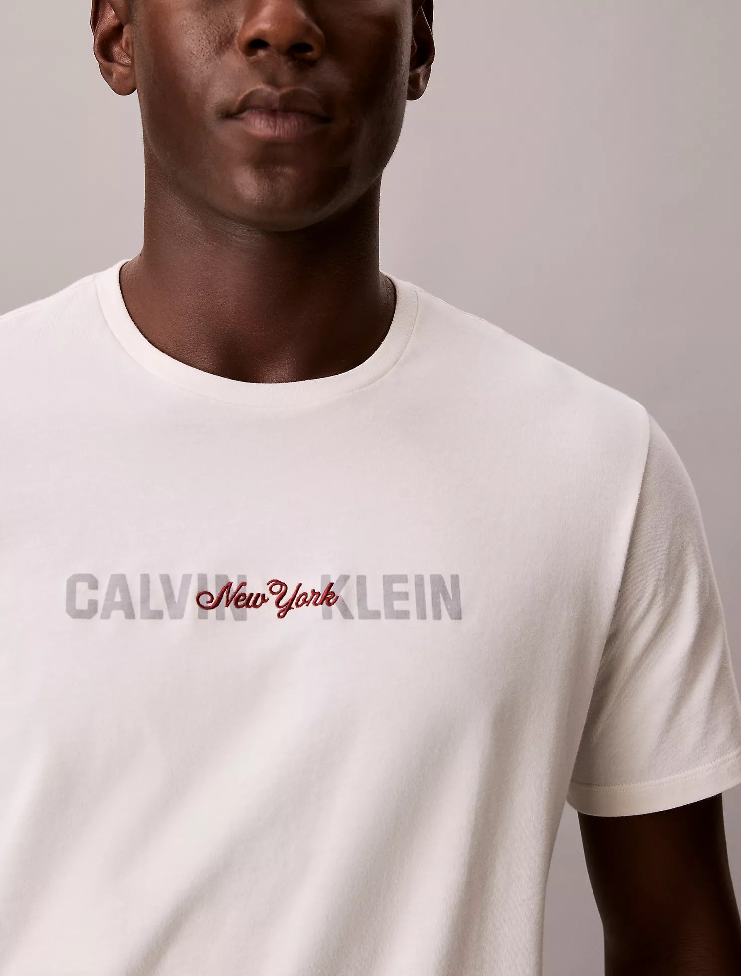 New York Script Logo Graphic Classic T-Shirt-Tofu - Image 2