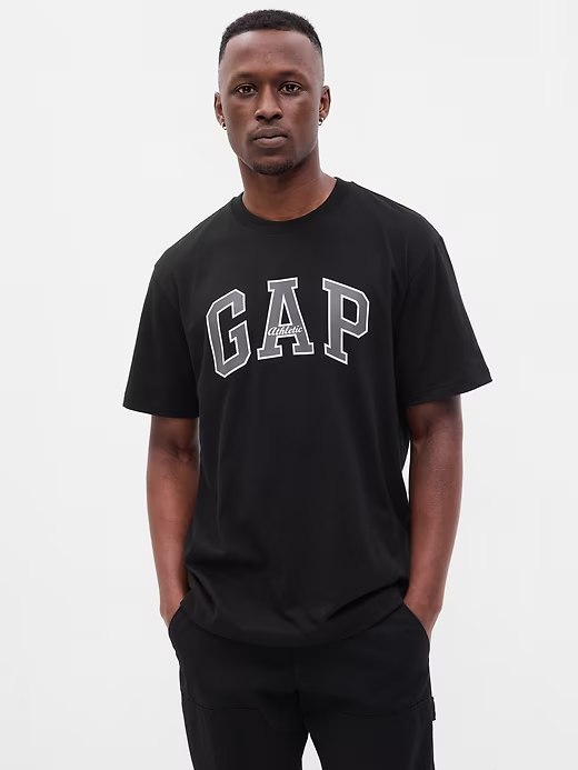 Gap Arch Logo T-Shirt-Black
