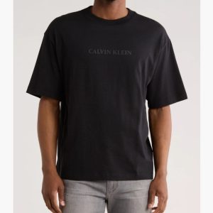Relaxed Fit Serif Graphic T-Shirt-Black