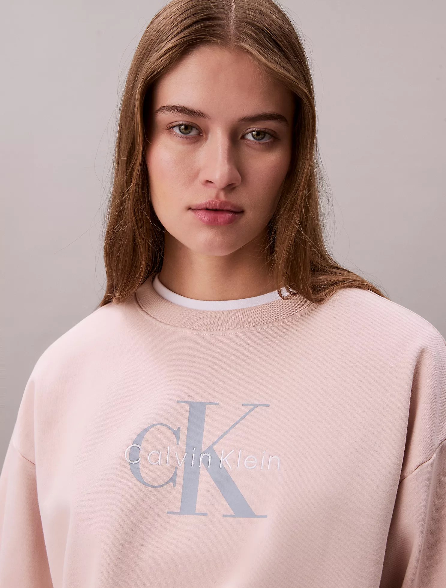 Monologo French Terry Relaxed Sweatshirt-Buff Beige - Image 2