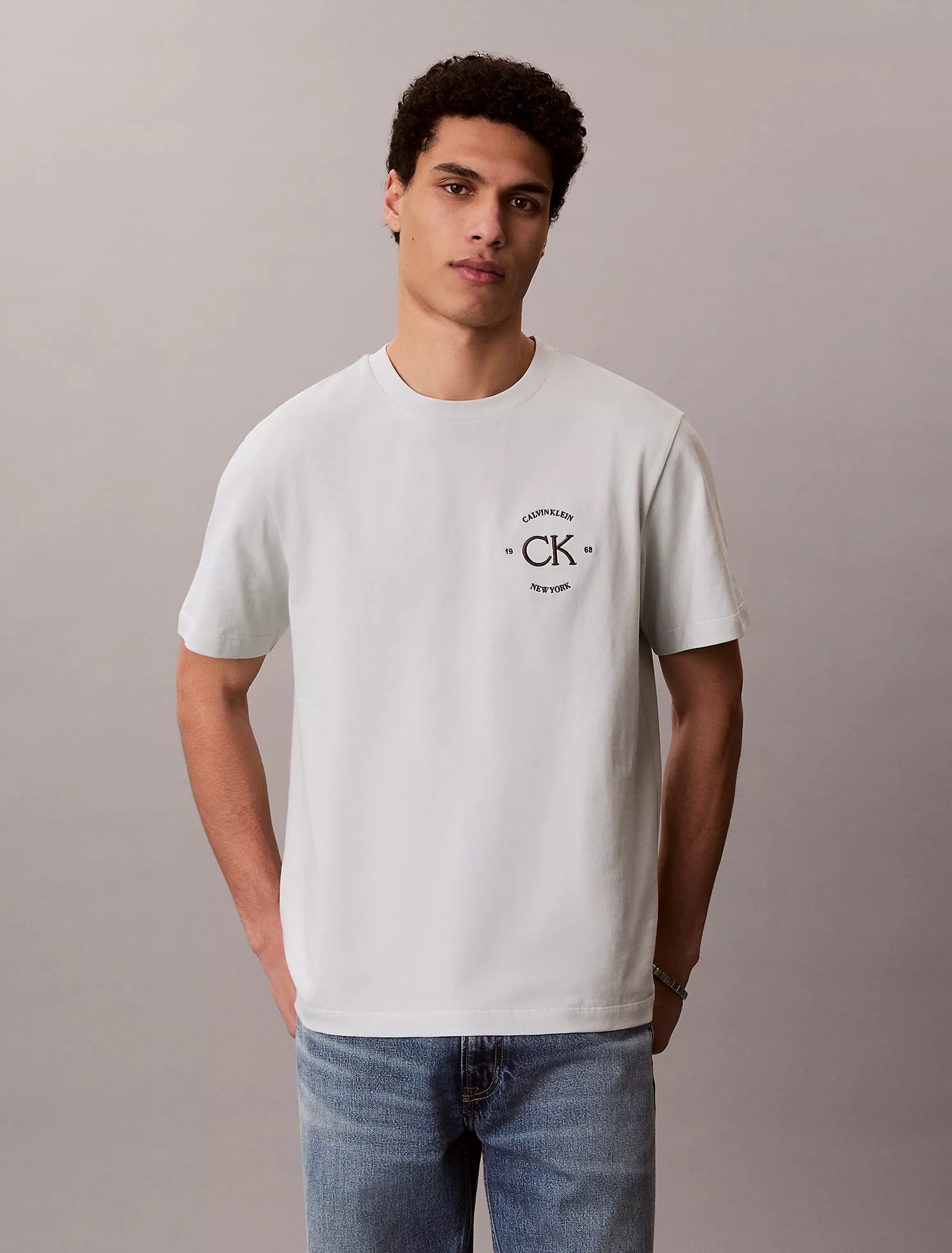 Logo Circle Graphic Classic T-Shirt-Pale Meadow