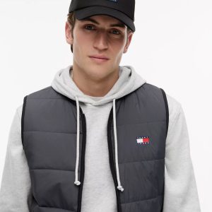 Tommy Jeans Badge Logo Trucker Cap-Black